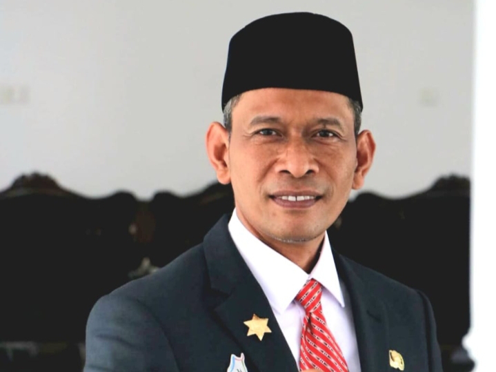 Budi Santoso Dilantik Menjadi Asisten Perekonomian Dan Pembangunan Pemprov Banten